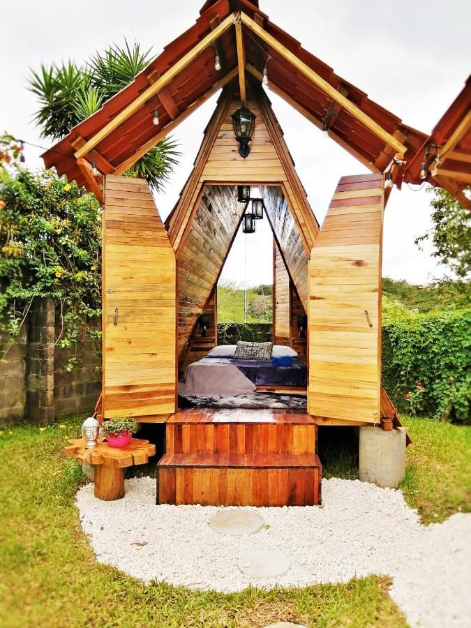 Airport Traveler'S Home Alajuela Exterior foto